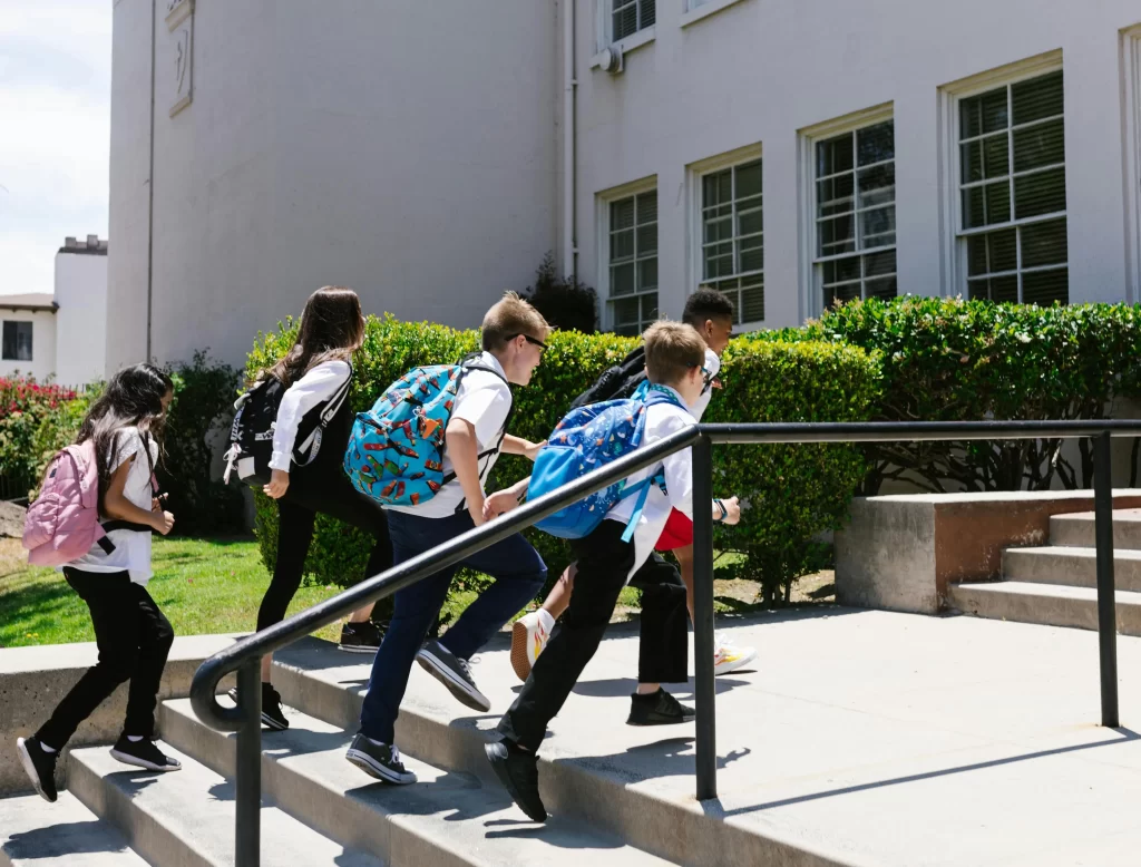 Seguridad de CCTV y acceso para el sector educativo con Intersoft