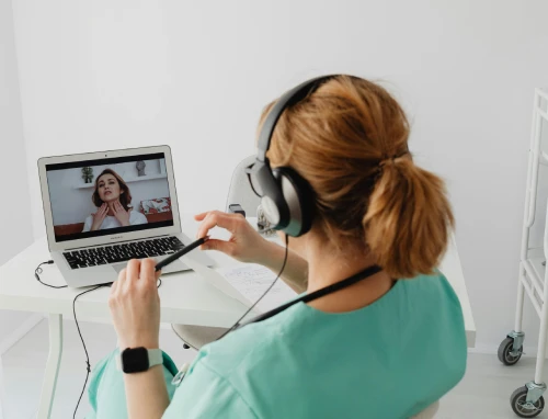 Videollamadas y streaming sin cortes gracias a la optimización WiFi con mapas de cobertura, eliminación de interferencias y configuración avanzada de red de Intersoft.